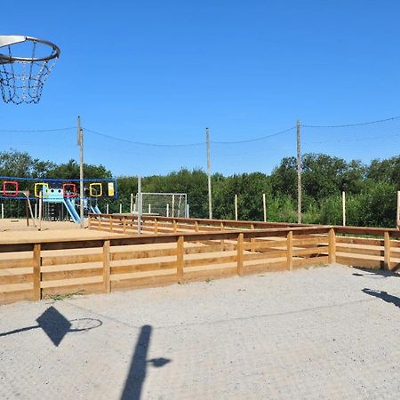 Camping La Prairie Saint-Hilaire-de-Riez Exterior photo